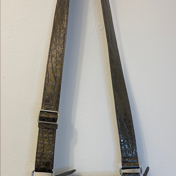 Brighton Vintage Olive and Brown Croc Embossed Crossbody Bag EUC - Picture 4 of 17